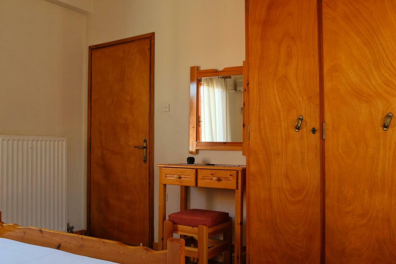 Seaview Self Catering Apartment - Helen No 1 Xiropigado Eksteriør billede