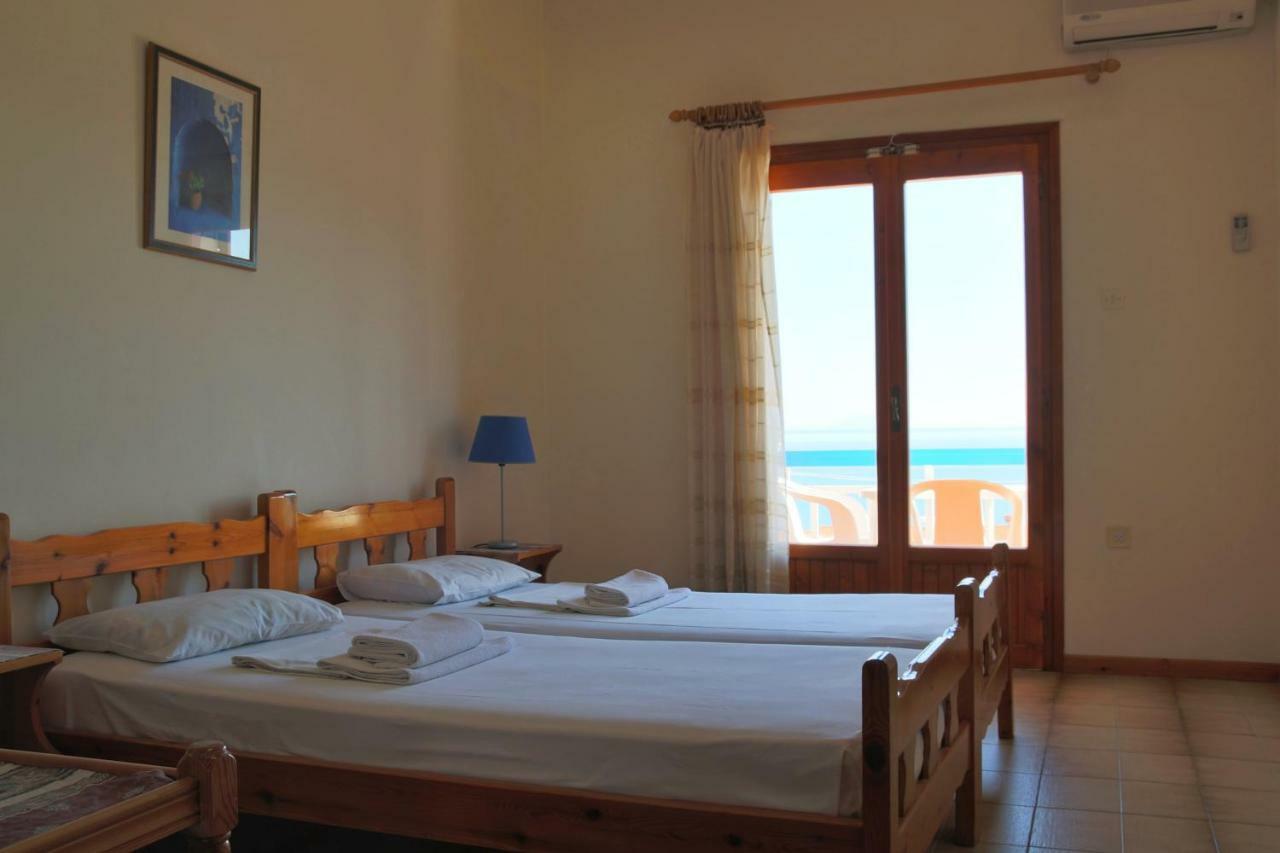 Seaview Self Catering Apartment - Helen No 1 Xiropigado Eksteriør billede