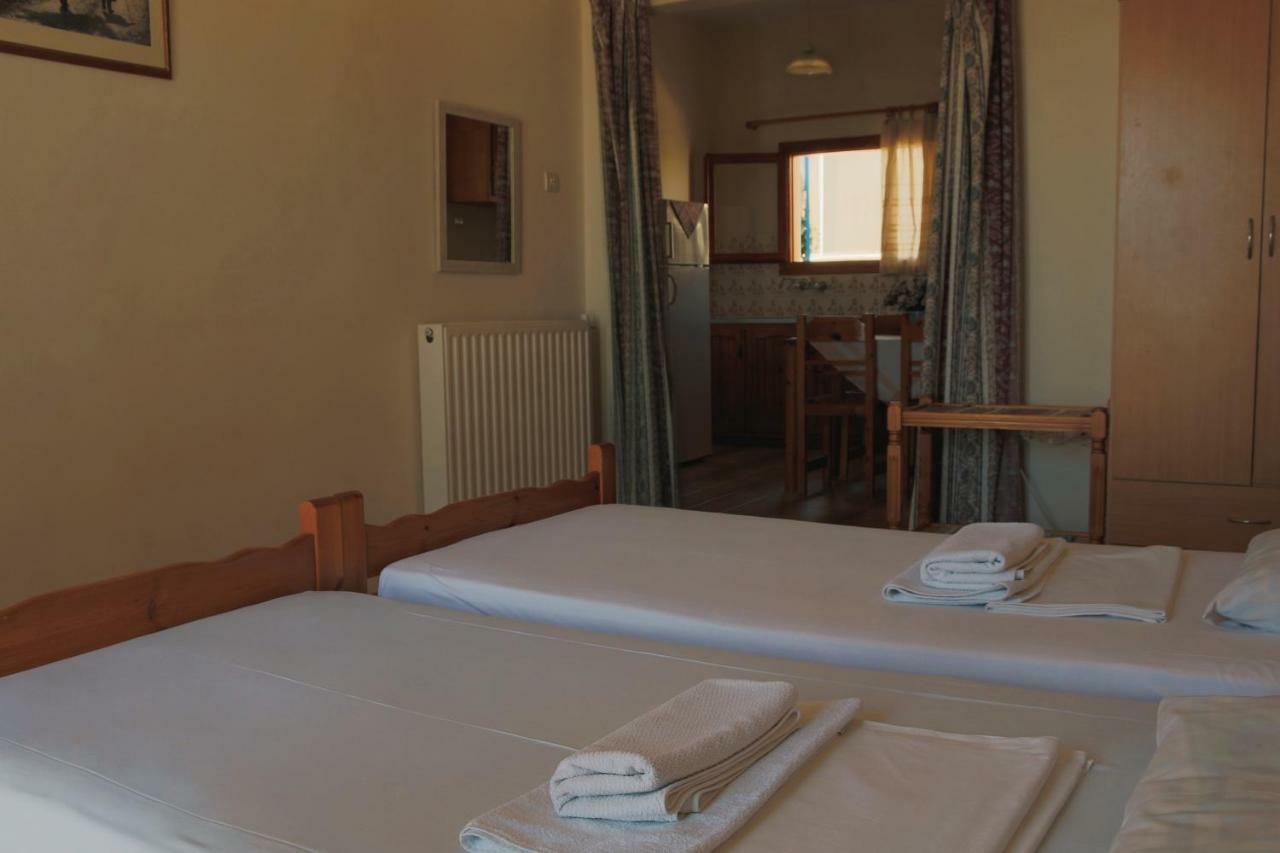 Seaview Self Catering Apartment - Helen No 1 Xiropigado Eksteriør billede